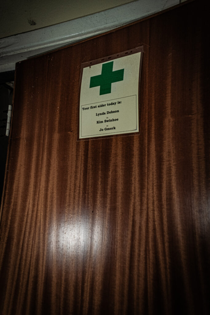 DSC_0291-2-683x1024 Exploring an Apocalyptical hospital in the UK.