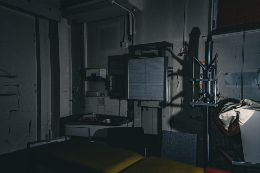 DSC_0307-1-1024x683 Exploring an Apocalyptical hospital in the UK.