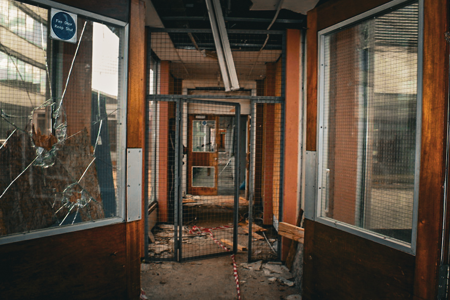 img_1858_34391867395_l Exploring the Abandoned Powergen, Solihull!