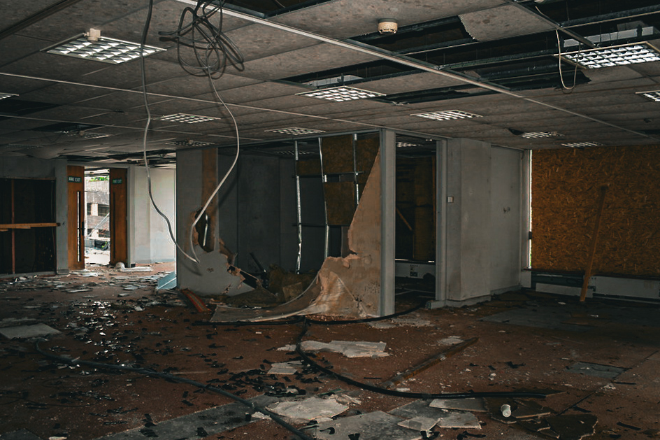 img_1859_34350202446_l Exploring the Abandoned Powergen, Solihull!