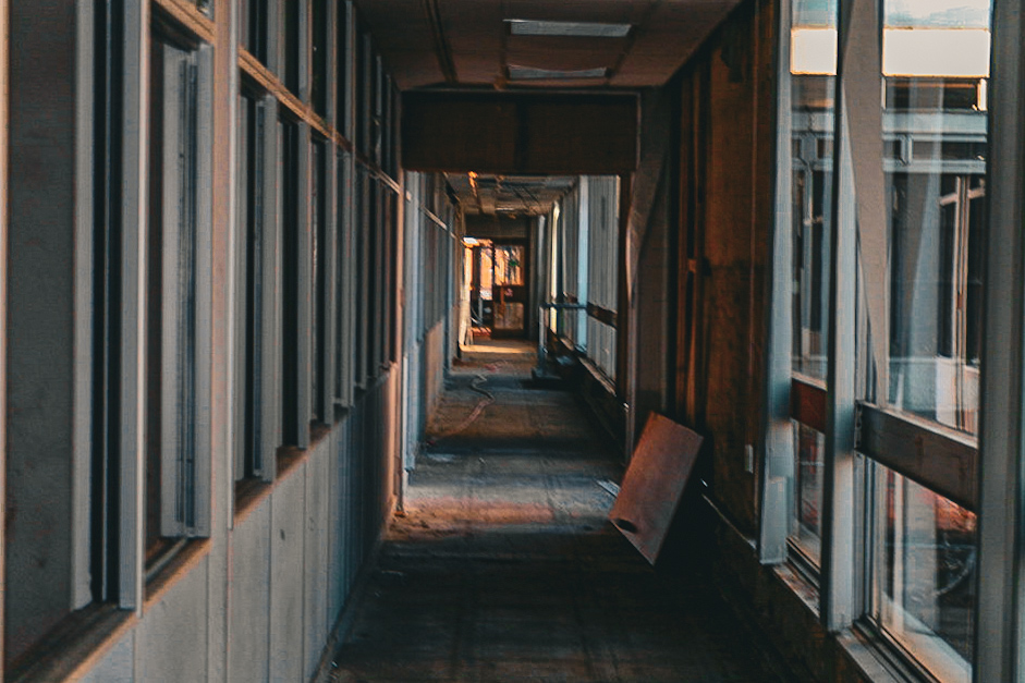 img_2068_33582510173_l Exploring the Abandoned Powergen, Solihull!