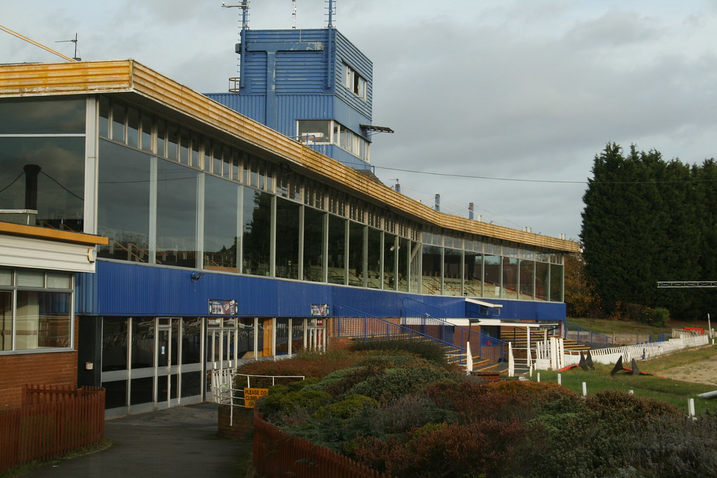 img_6705_37811165564_l Exploring Hall Greens Abandoned Dogs Stadium (2017)