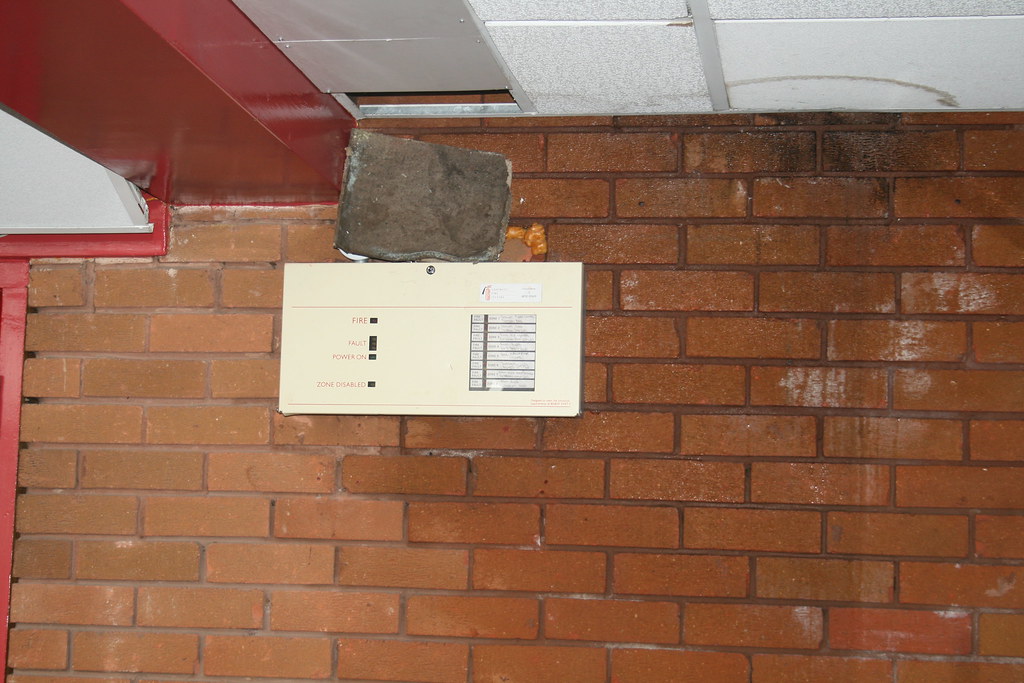 img_6770_38495318452_l Exploring Hall Greens Abandoned Dogs Stadium (2017)