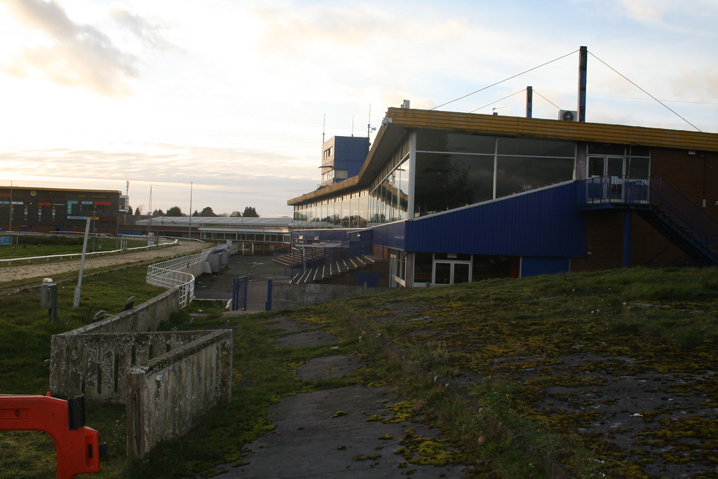 img_6798_26751092399_l Exploring Hall Greens Abandoned Dogs Stadium (2017)