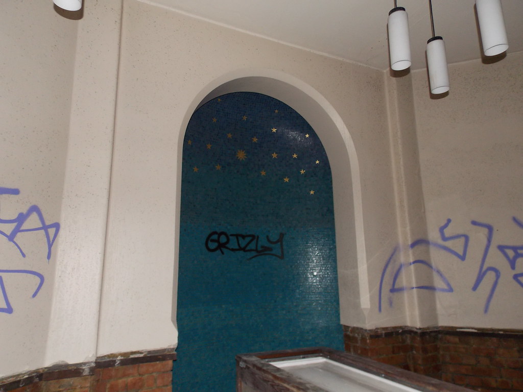 dscn0802_24388033884_l Abandoned Selly Oak Hospital