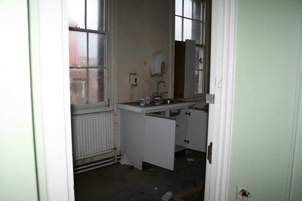 img_1293_22766690778_l Abandoned Selly Oak Hospital