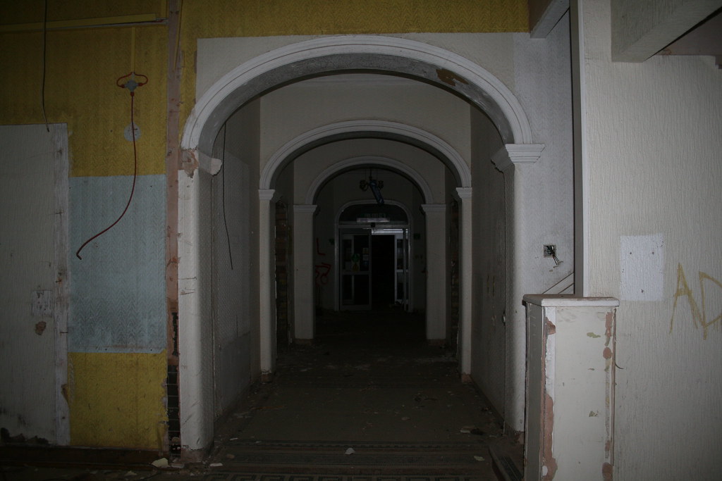 img_1699_33538282624_l Abandoned Selly Oak Hospital