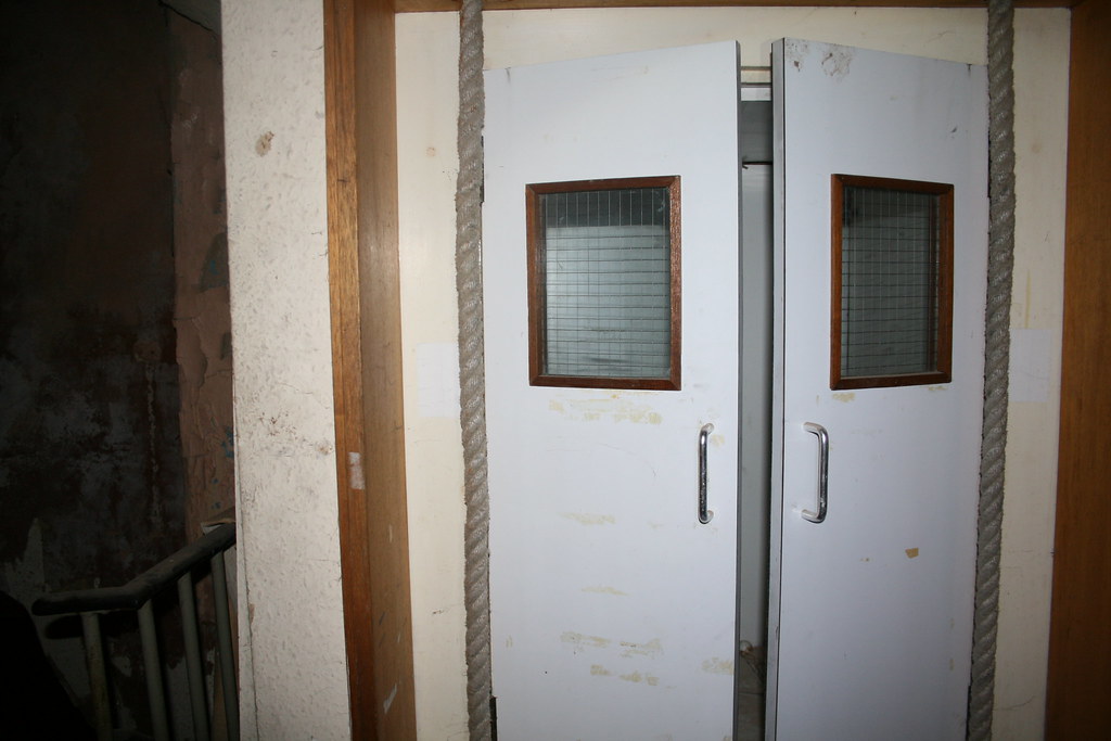 img_1706_34338953076_l Abandoned Selly Oak Hospital