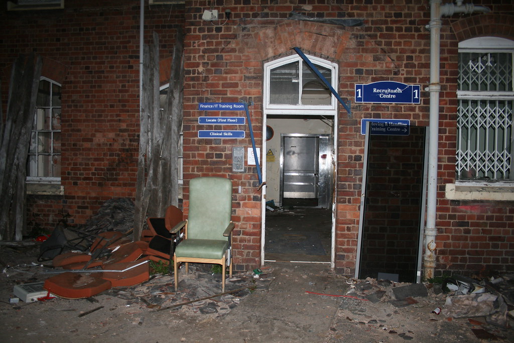img_1732_33548564074_l Abandoned Selly Oak Hospital