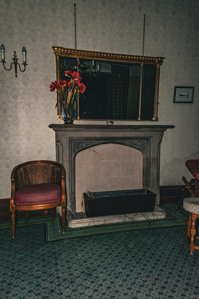 DSC_0135-682x1024 The explore of Aldermaston Manor: