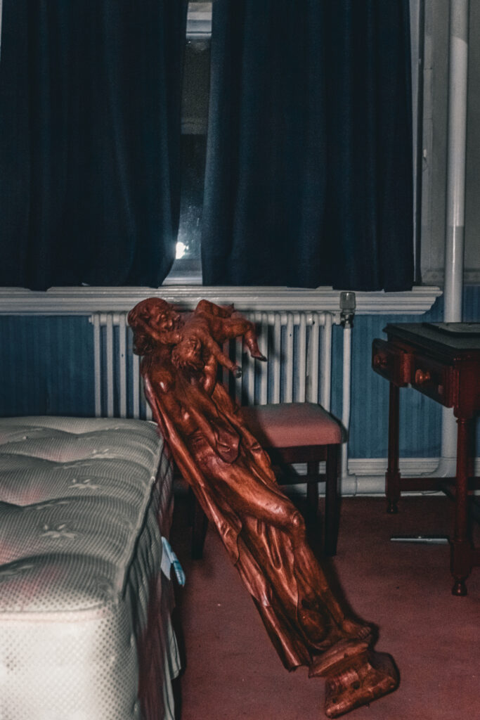 DSC_0163-2-683x1024 The explore of Aldermaston Manor: