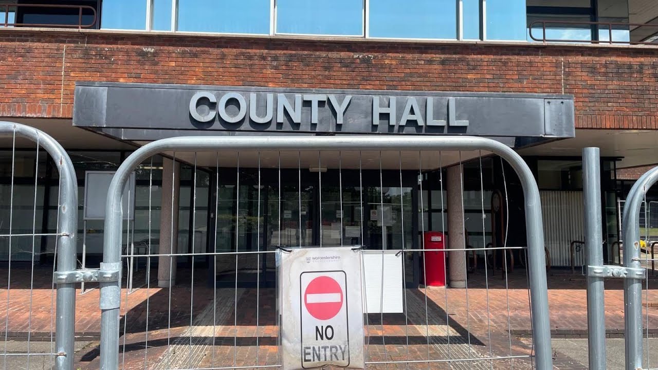 county-hall Members Explores