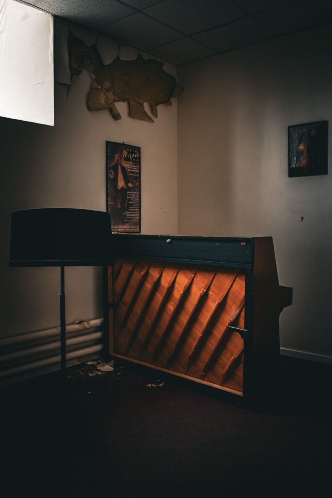 DSC_0055-6-1-683x1024 VAT Closed This Historic Boarding School | Step Inside 180 Years of History